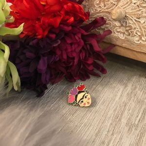 Frida pin